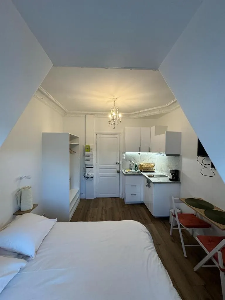 Appartement Acogedor Estudio En El Centro De Parijs